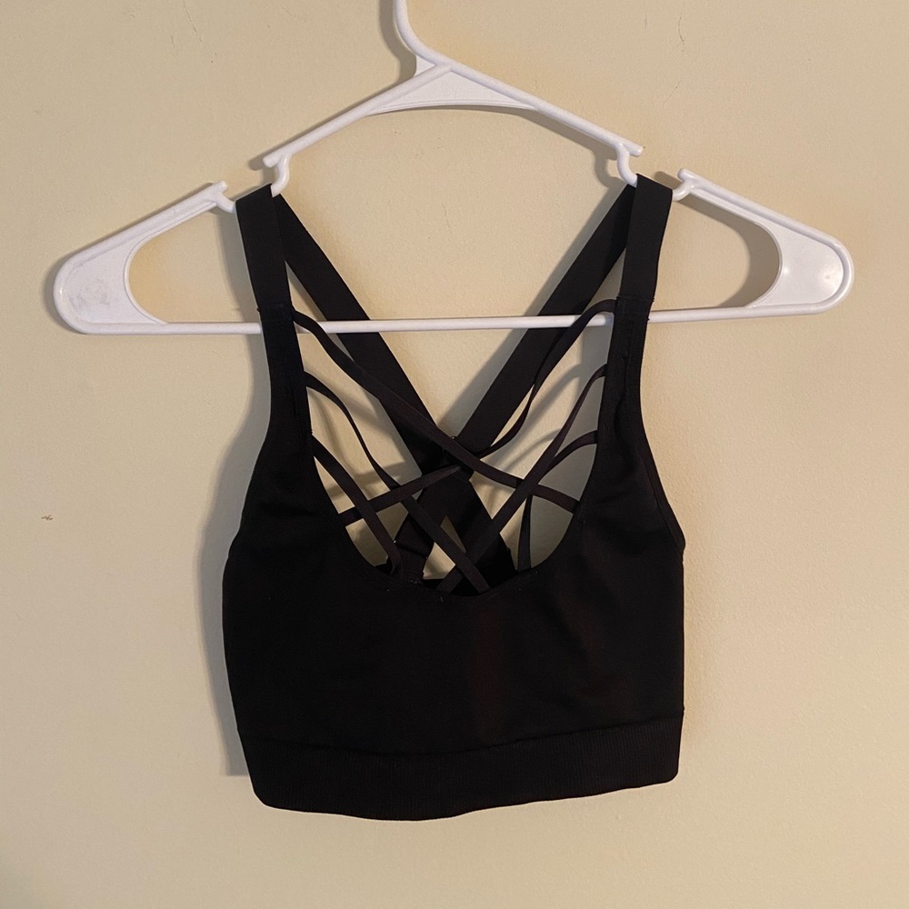 Victoria’s Secret Criss-Cross Black Sports Bra